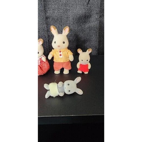 Sylvanian Calico Critters Chocolate Rabbit Family Of 8 1985 Vintage Twins Babies - Picture 4 of 7